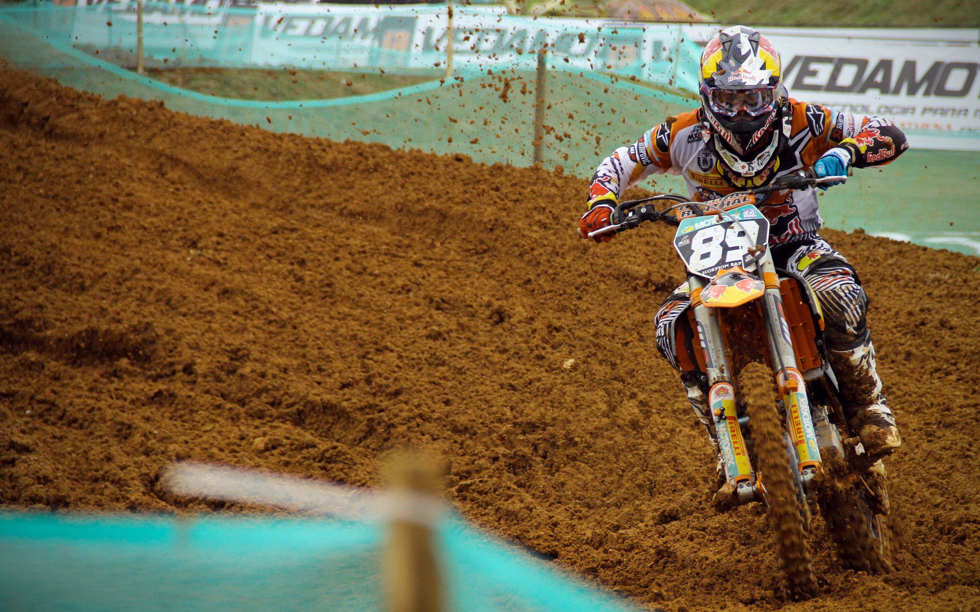 冰与火的交响,冰岛节奏掌控全局,佩德里化身进攻端无解风暴