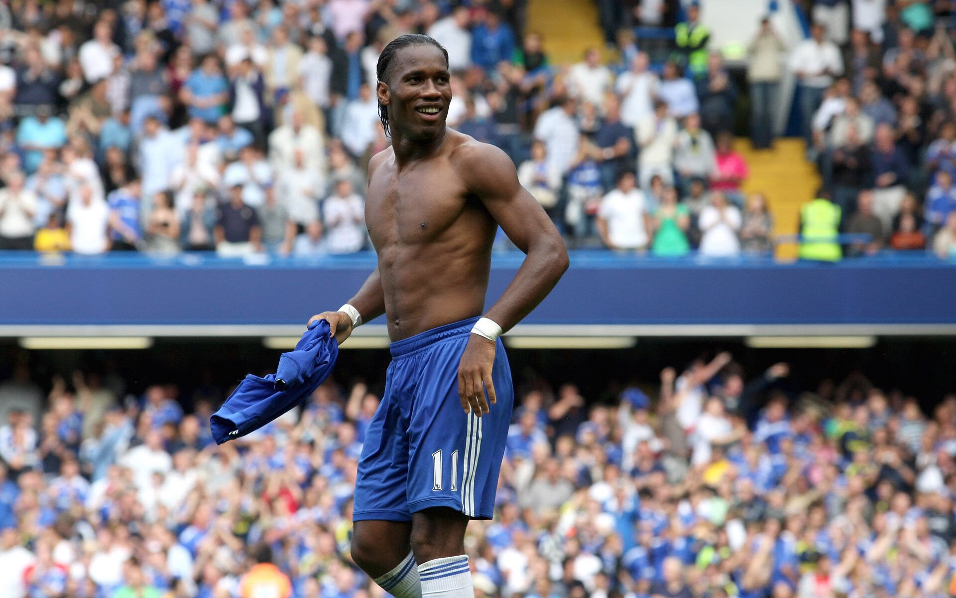 欧冠决赛焦点战，切尔西生死战取胜那不勒斯